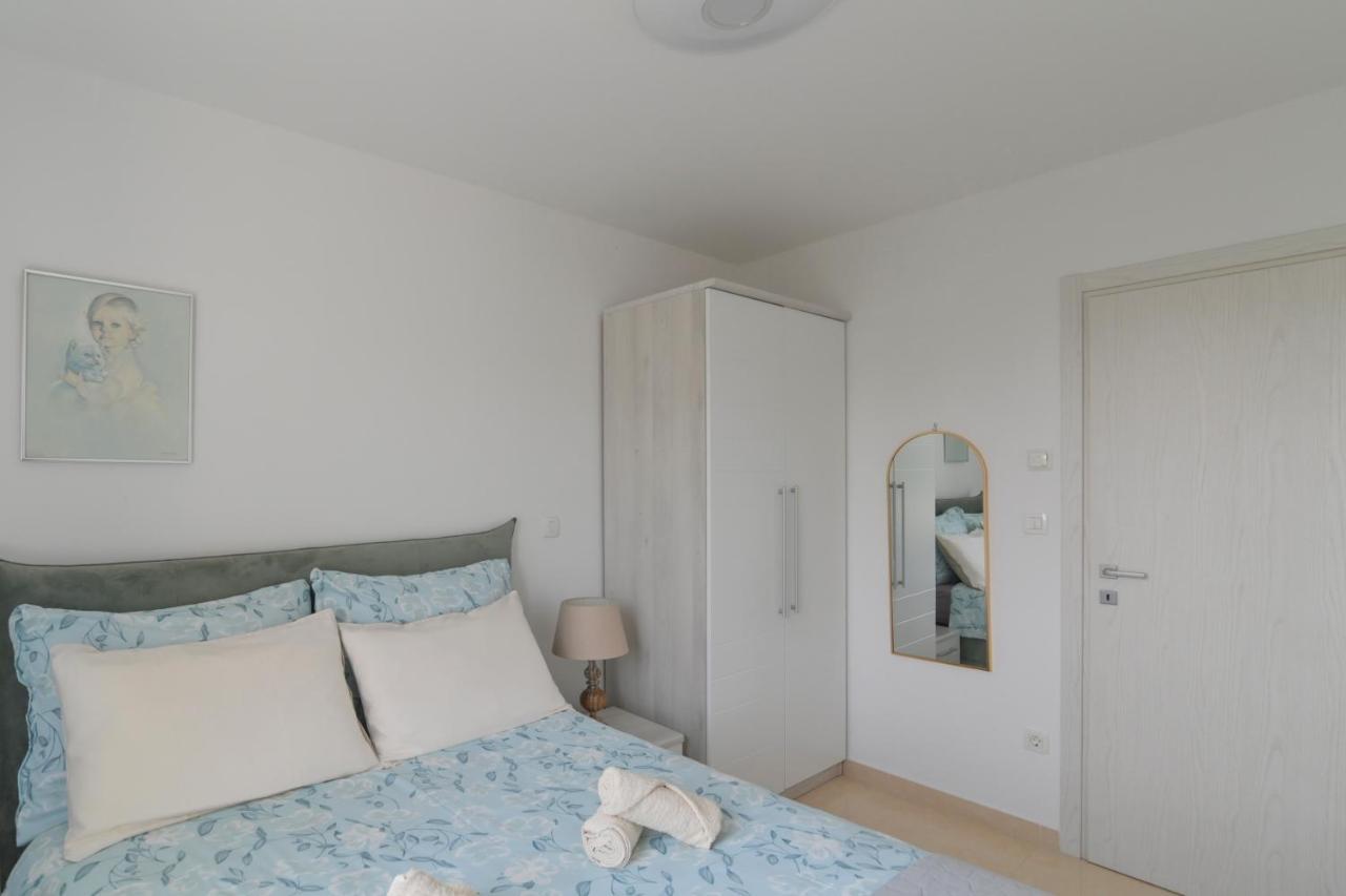 Apartman Iskra Lejlighed Rijeka Eksteriør billede