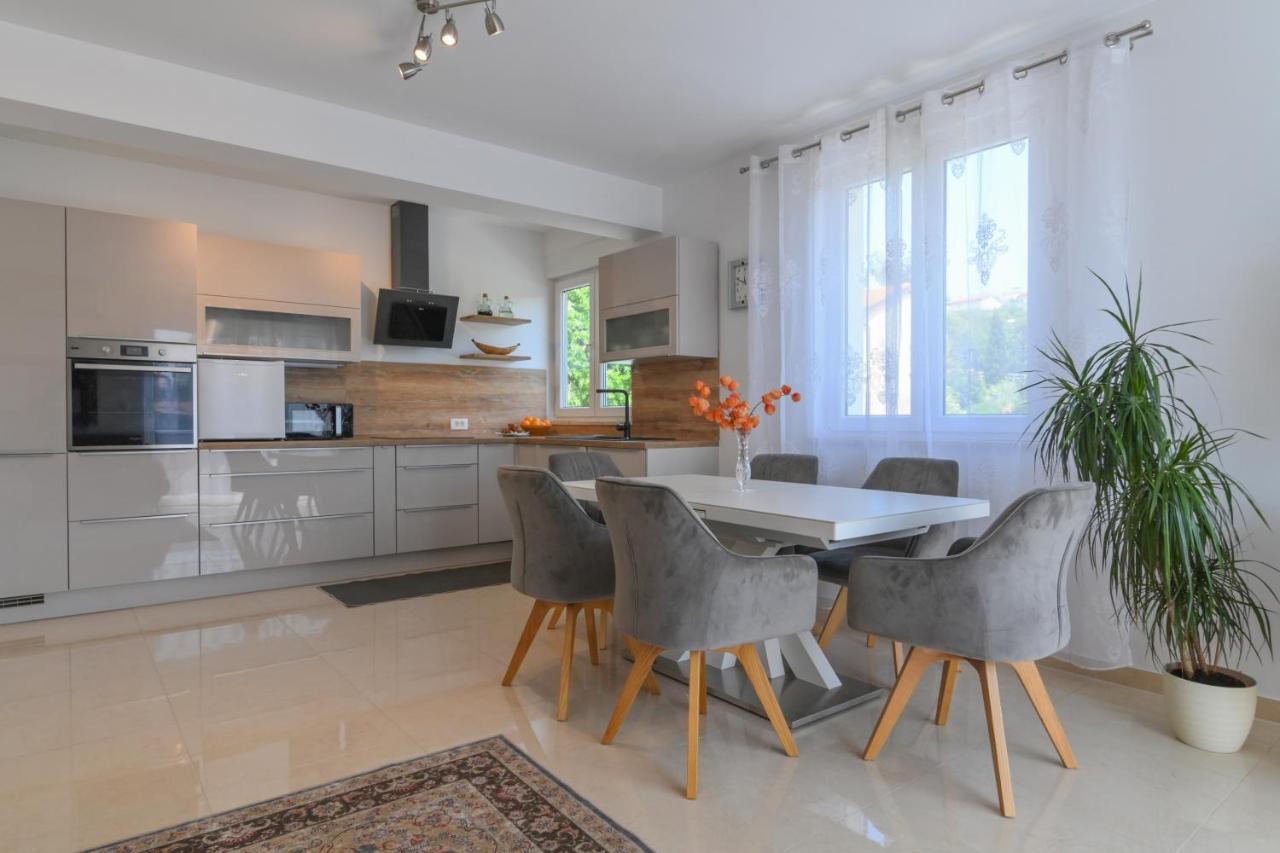 Apartman Iskra Lejlighed Rijeka Eksteriør billede